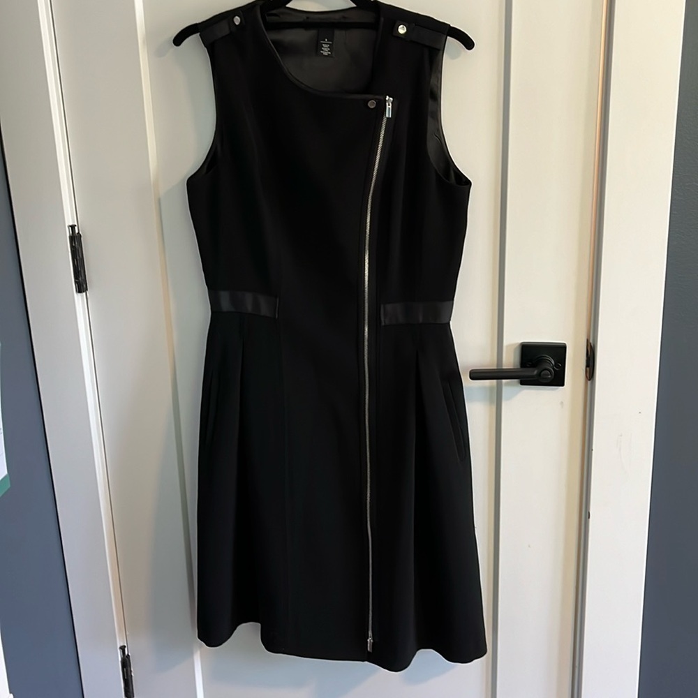 WHBM Black Zipper Front Sheath NWOT - Picture 1 of 11